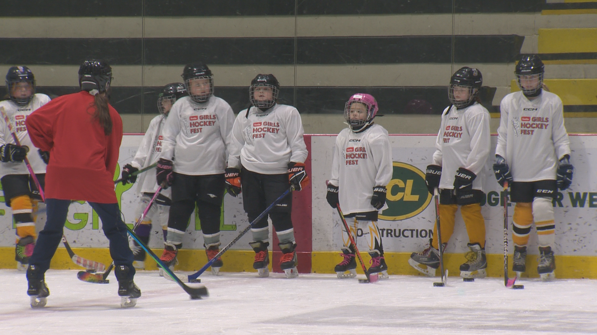 , 202403GIRLS HOCKEY FEST 1