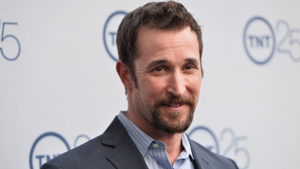 , 202403Noah Wyle