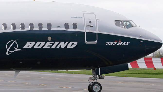 Click to play video: Boeing’s mid-air panel blowout has ‘shaken trust’ of travellers