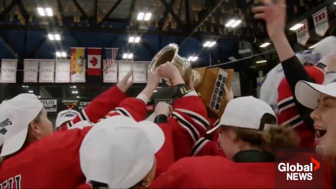 Click to play video: For the third year in a row, UNB sweeps men’s and women’s AUS hockey titles