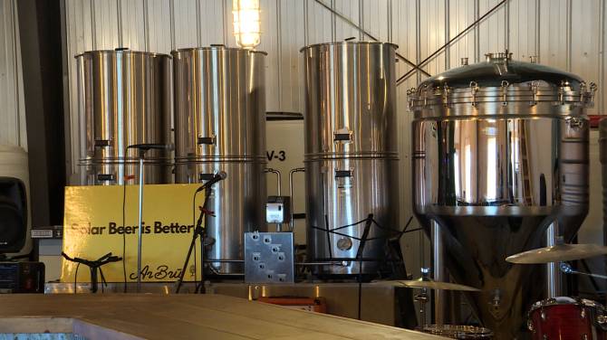 Click to play video: Mallorytown, Ont., craft beer brewery operating on solar power