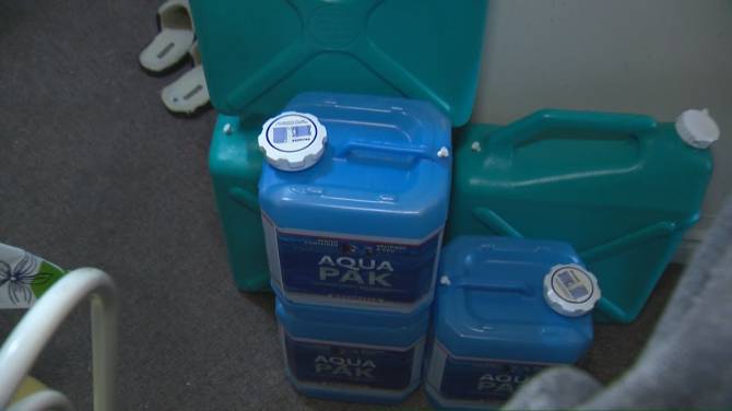 Click to play video: Hamilton tenants left without water for 2 months