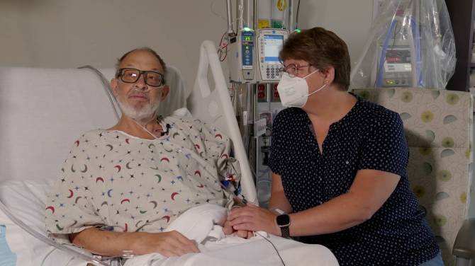 Click to play video: ‘Now I have hope’: 58-year-old man receives pig heart transplant