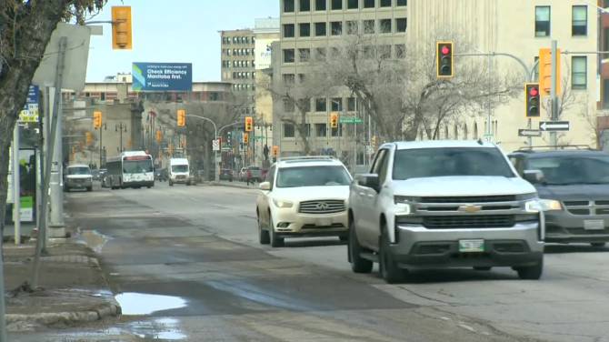 Click to play video: Winnipeg police tackle spate of violent youth crime