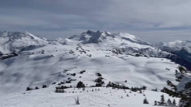 Click to play video: High avalanche risk in B.C. mountains