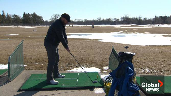 Click to play video: Winnipeg golfers had year-round range time thanks to warm weather: golf course manager