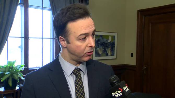 Click to play video: Expect more healthcare funding: finance minister on provincial budget day